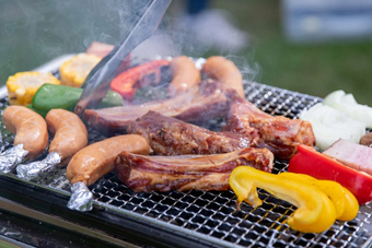 �o�[�x�L���[