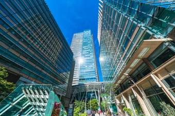 �����~�b�h�^�E��