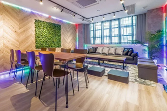 �p�[�e�B�[���[��