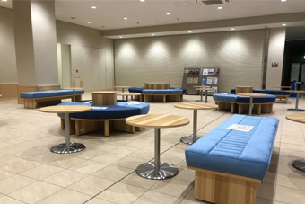 �L���e�j�X�̐X�̃C���h�A�R�[�g